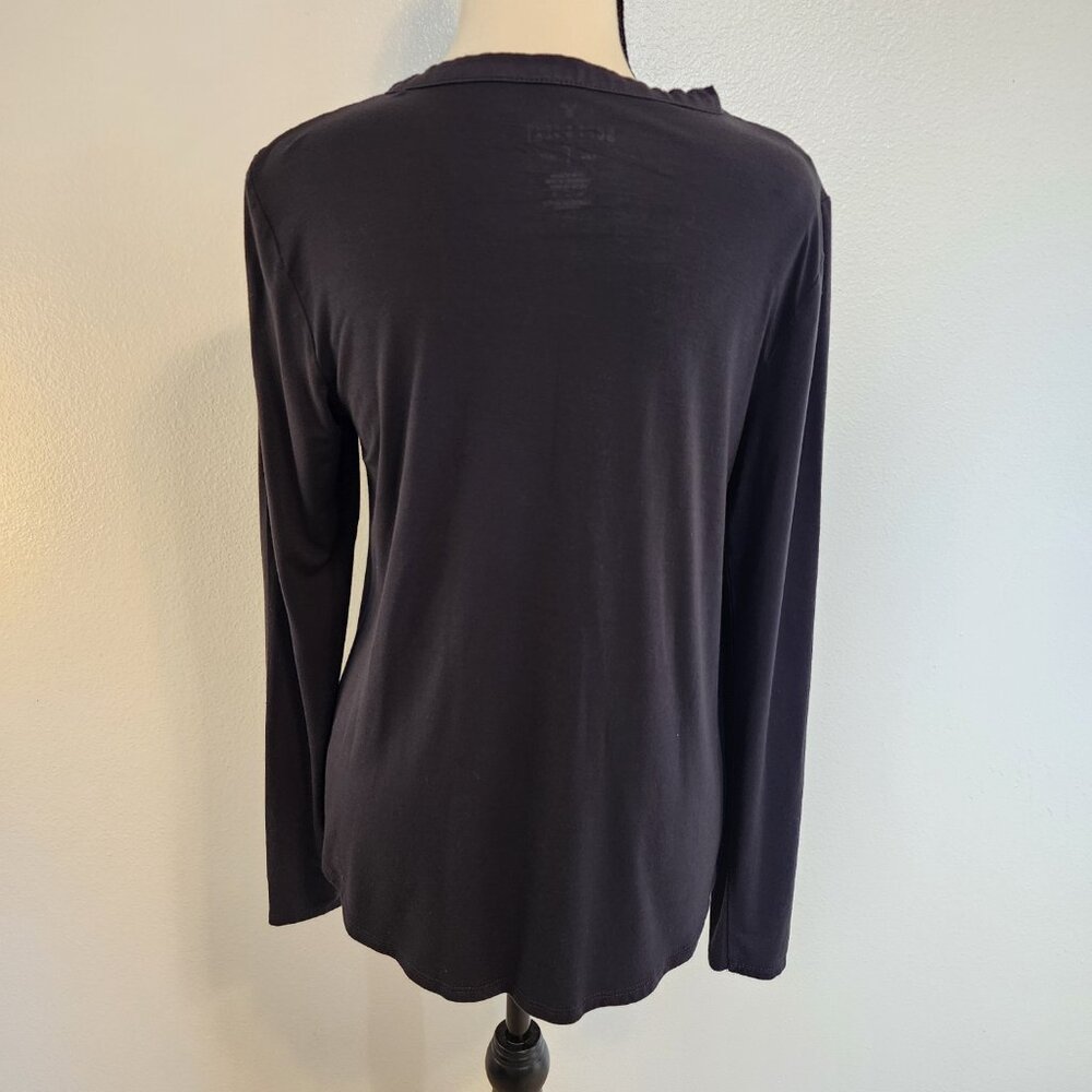American Eagle Outfitters Black Soft & Sexy Long Sleeve Top, Size Medium - Picture 4 of 10